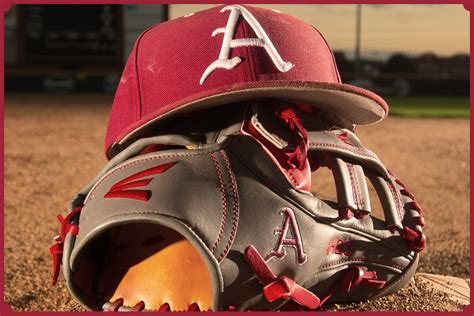 Arkasnas baseball - FAYETTEVILLE — An early scare gradually gave way to a comfortable victory for the Arkansas baseball team Friday at Baum-Walker Stadium. Powered by a pair of five-run innings and a long relief ...